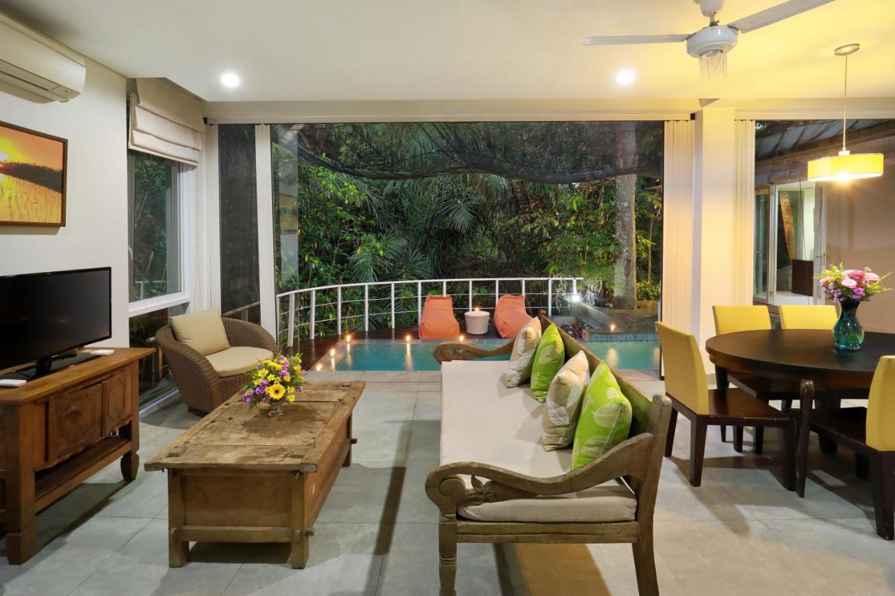 Waterfall Villa Ubud Exterior foto